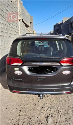Chrysler Pacifica